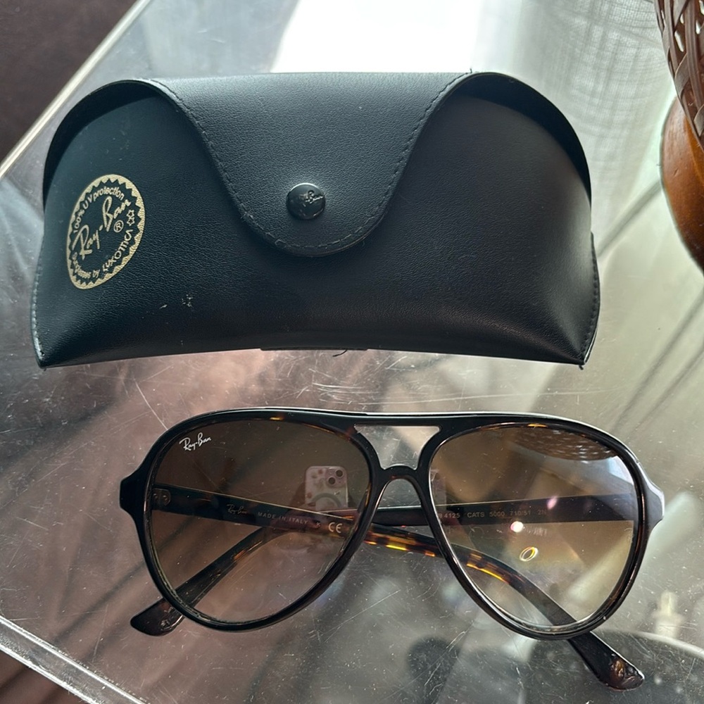 RAY BAN sunglassess